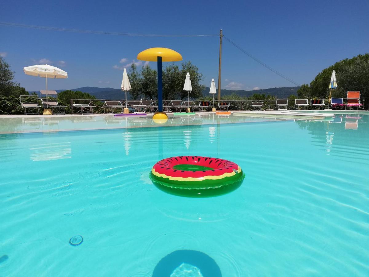 Cerquestra Camping Village Monte del Lago Exteriér fotografie