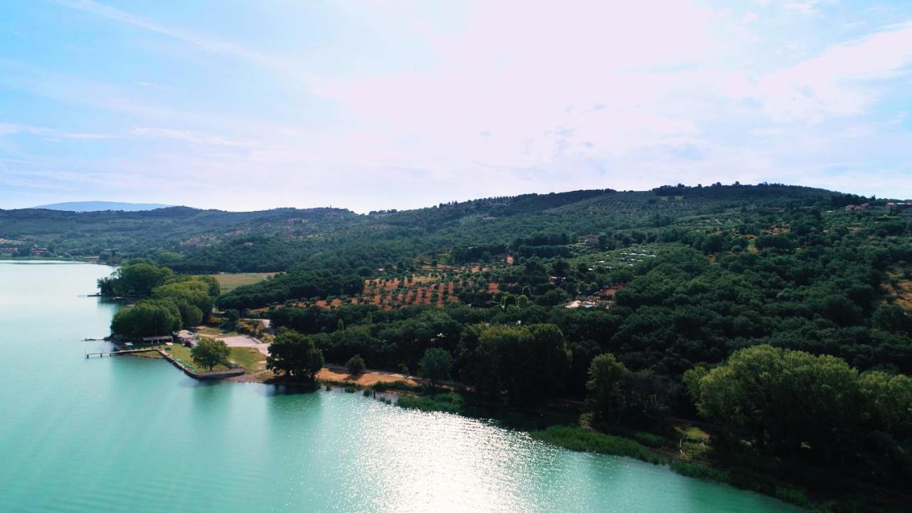 Cerquestra Camping Village Monte del Lago Exteriér fotografie